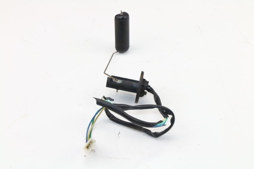 photo de DEPOSITO NIVEL WACOX SHENKE 50 (2008 - 2014) - Detalle de la pieza