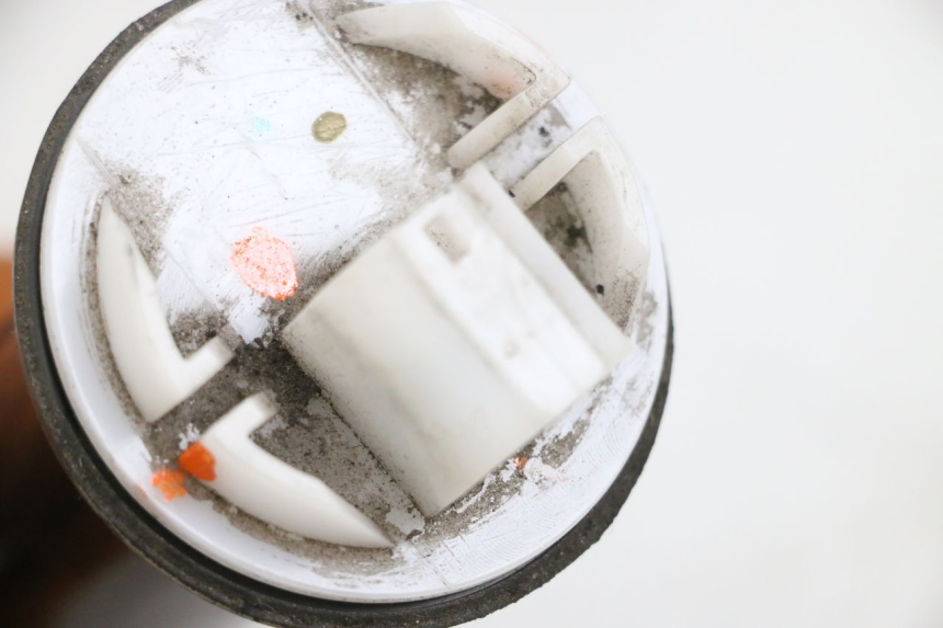 photo de DEPOSITO NIVEL PEUGEOT SPEEDFIGHT 4 4T EFI 50 (2021 - 2025) - Primer plano técnico