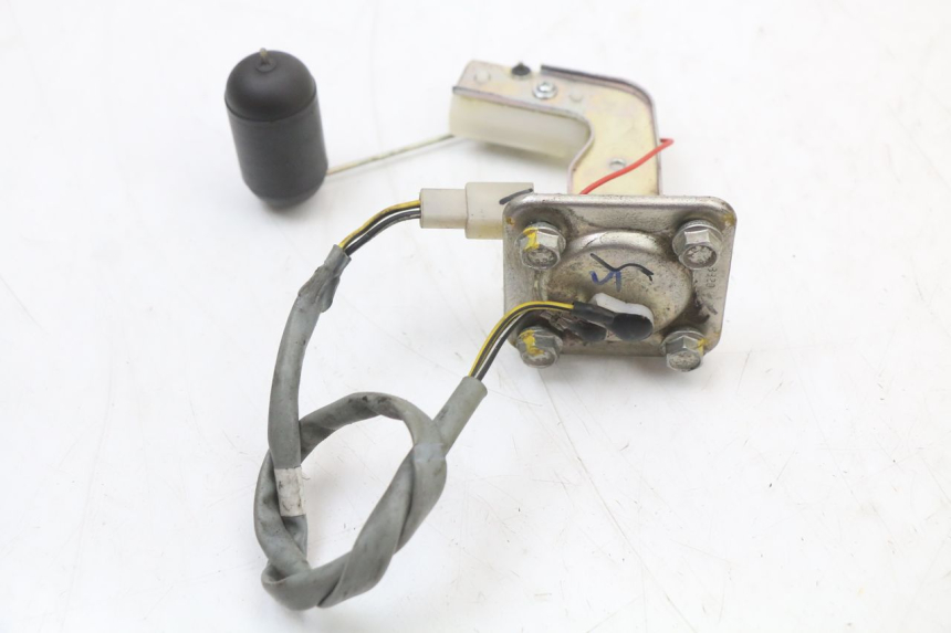 photo de INDICADOR DE NIVEL DE COMBUSTIBLE APRILIA SR 2T 50 (2018 - 2022) - Zoom estado de uso