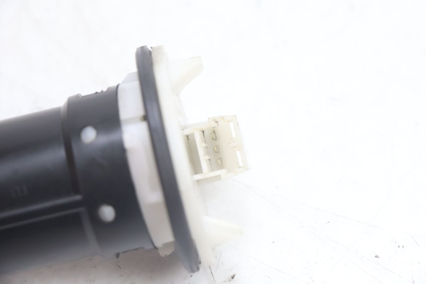 photo de INDICADOR DE NIVEL DE COMBUSTIBLE APRILIA SR 2T 50 (2012 - 2017) - Detalle de la pieza