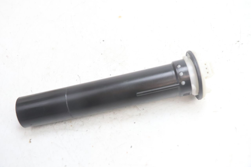 photo de INDICADOR DE NIVEL DE COMBUSTIBLE APRILIA SR 2T 50 (2012 - 2017) - Zoom estado de uso