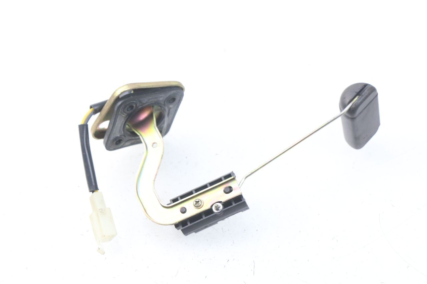 photo de DEPOSITO NIVEL PEUGEOT STREETZONE 2T 50 (2014 - 2019) - Zoom estado de uso