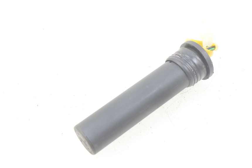 photo de INDICADOR DE NIVEL DE COMBUSTIBLE MBK STUNT NAKED 50 (2004 - 2018) - Zoom estado de uso
