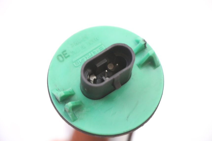 photo de DEPOSITO NIVEL PIAGGIO SUPER LX 125 (2000 - 2003) - Zoom estado de uso