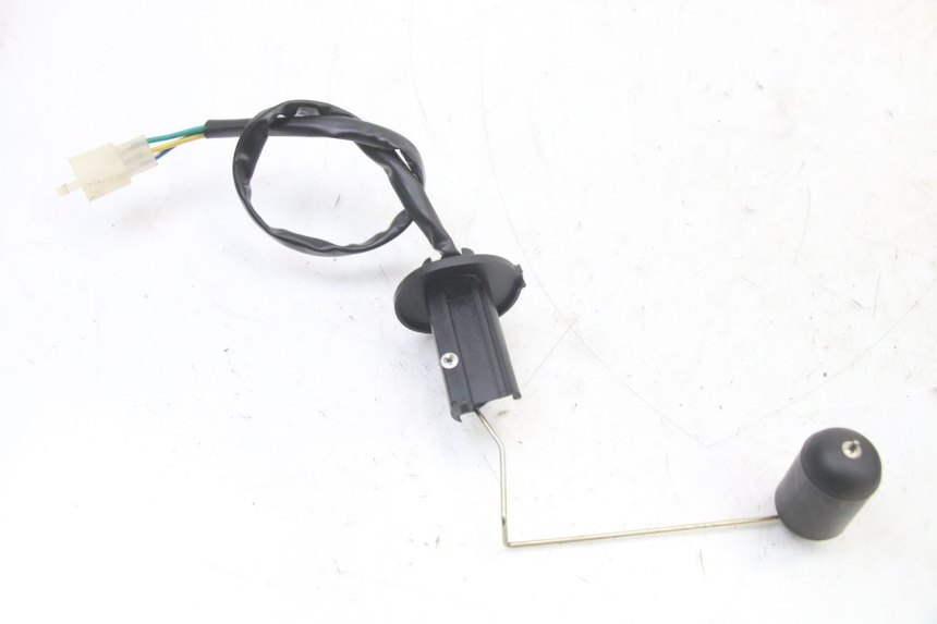 photo de DEPOSITO NIVEL TNT MOTOR ROMA 10' 2T 50 (2011 - 2018) - Zoom estado de uso