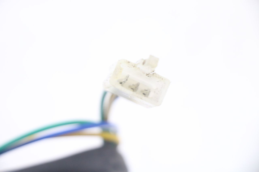 photo de INDICADOR DE NIVEL DE COMBUSTIBLE TNT MOTOR ROMA 10' 4T 50 (2019 - 2022) - Primer plano técnico