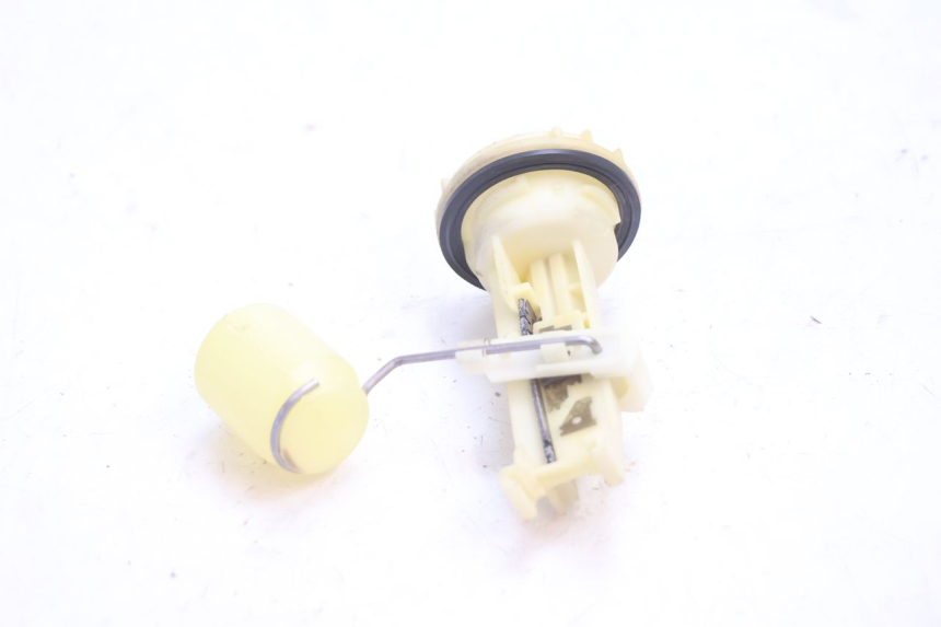 photo de DEPOSITO NIVEL PEUGEOT TREKKER TKR 50 (2005 - 2014) - Primer plano técnico
