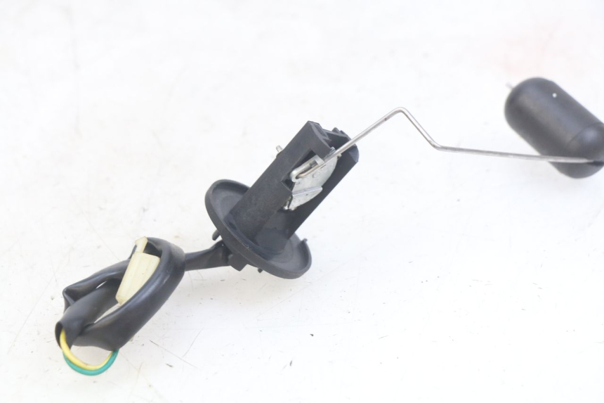 photo de INDICADOR DE NIVEL DE COMBUSTIBLE PEUGEOT TWEET 4T 50 (2010 - 2014) - Zoom estado de uso