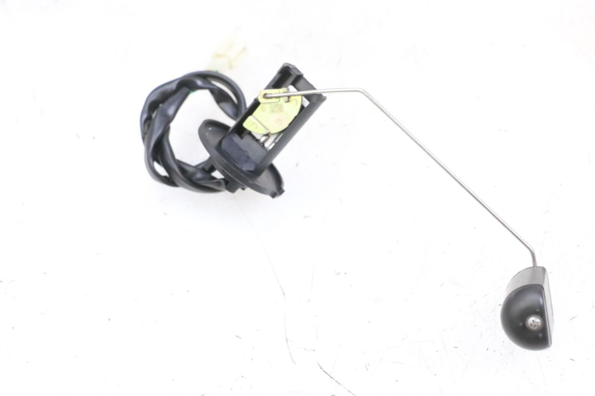 photo de DEPOSITO NIVEL PEUGEOT TWEET PRO EFI 4T 50 (2021 - 2022) - Detalle de la pieza