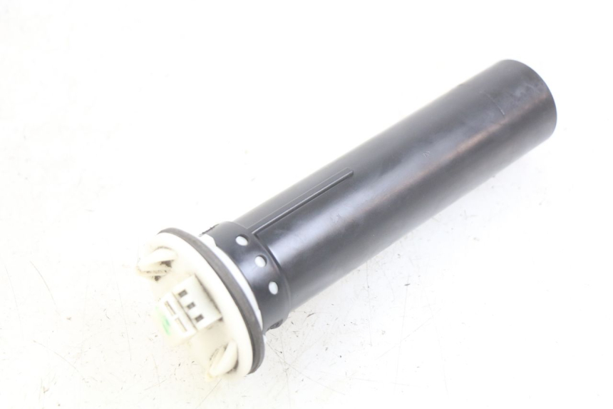 photo de INDICADOR DE NIVEL DE COMBUSTIBLE PIAGGIO VESPA LX 2T 50 (2005 - 2013) - Zoom estado de uso