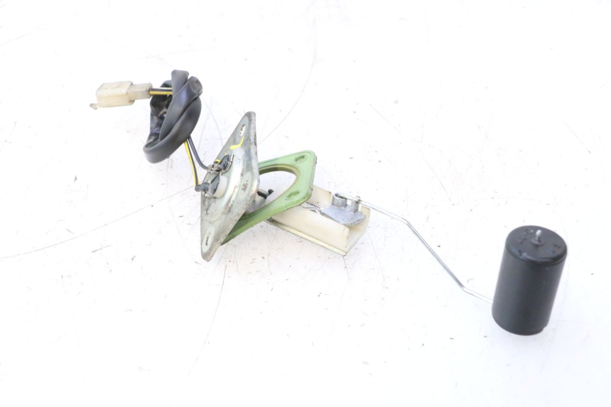 photo de INDICADOR DE NIVEL DE COMBUSTIBLE PIAGGIO VESPA PRIMAVERA 2T 50 (2013 - 2018) - Zoom estado de uso