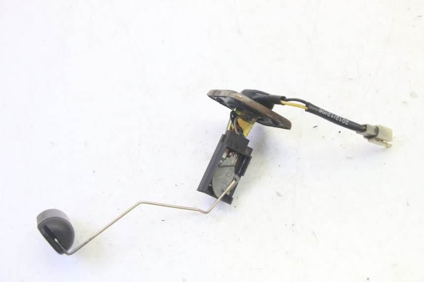 photo de INDICADOR DE NIVEL DE COMBUSTIBLE PEUGEOT VIVACITY NEW 4T 50 (2008 - 2017) - Zoom estado de uso