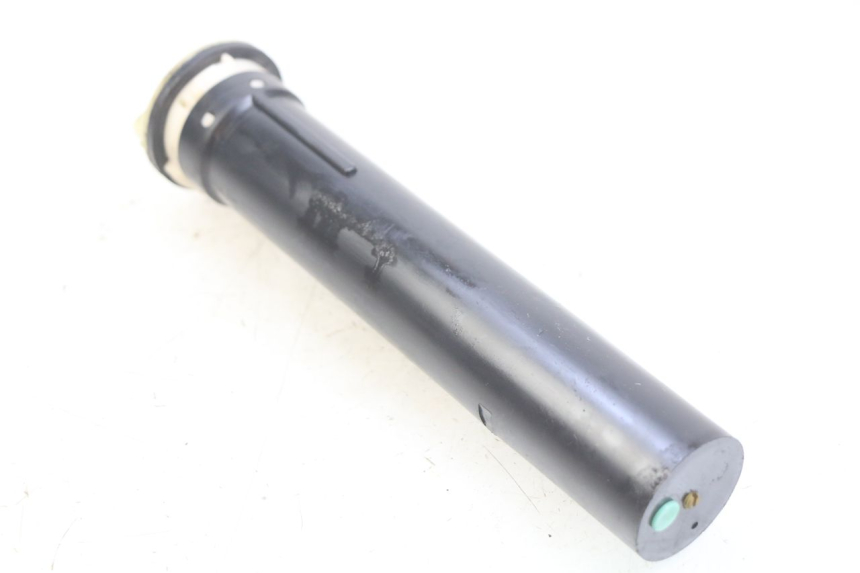 photo de INDICADOR DE NIVEL DE COMBUSTIBLE PIAGGIO X8 125 (2004 - 2007) - Zoom estado de uso