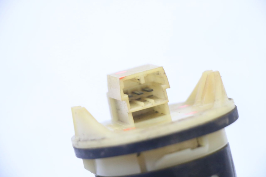 photo de INDICADOR DE NIVEL DE COMBUSTIBLE. PIAGGIO X9 EVOLUTION 125 (2003 - 2007) - Otra perspectiva