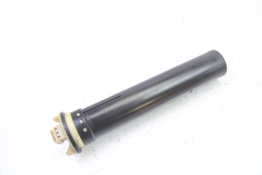 photo de INDICADOR DE NIVEL DE COMBUSTIBLE. PIAGGIO X9 EVOLUTION 125 (2003 - 2007) - Detalles de los puntos de fijación