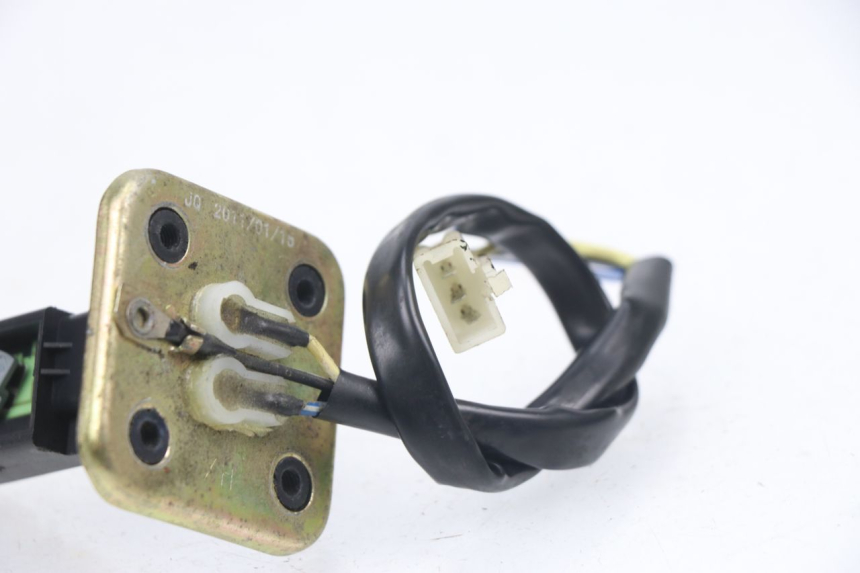 photo de DEPOSITO NIVEL RAZZO XENON 4T 50 (2008 - 2012) - Detalle de la pieza