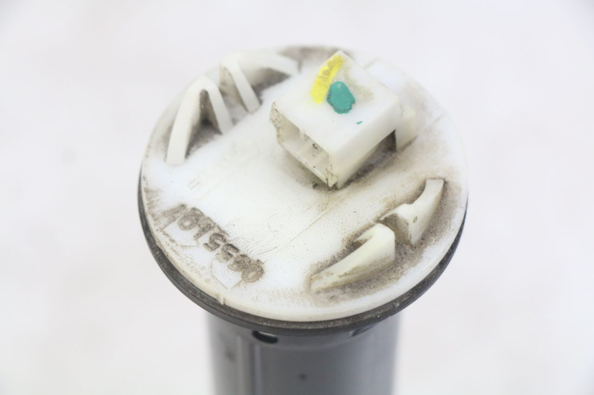 photo de INDICADOR DE NIVEL DE COMBUSTIBLE PIAGGIO XEVO - X EVO 125 (2007 - 2017) - Detalle de la pieza