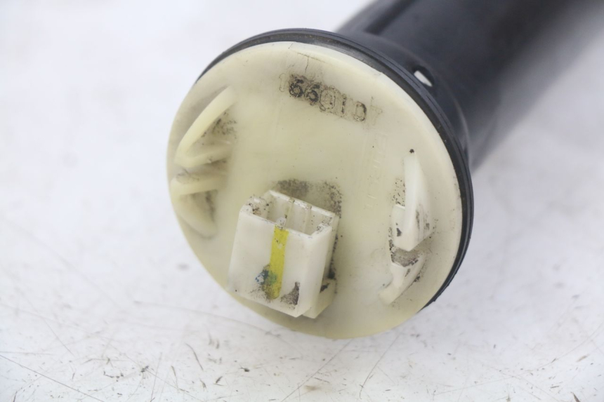 photo de INDICADOR DE NIVEL DE COMBUSTIBLE PIAGGIO XEVO - X EVO 125 (2007 - 2017) - Detalle de la pieza