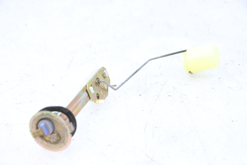 photo de DEPOSITO NIVEL YAMAHA YP MAJESTY 125 (2002 - 2006) - Zoom estado de uso