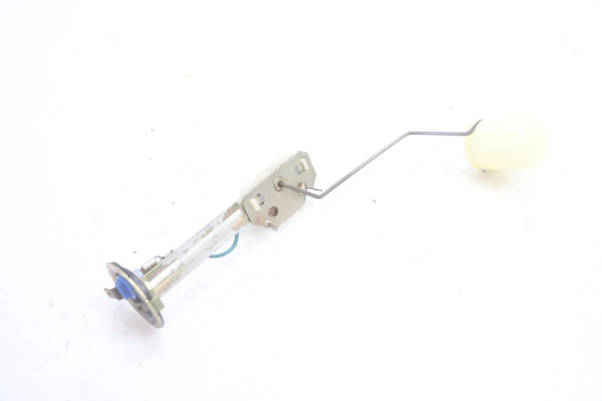 photo de DEPOSITO NIVEL YAMAHA YP MAJESTY 125 (2002 - 2006) - Primer plano técnico
