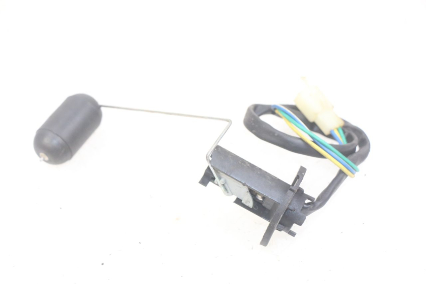 photo de INDICADOR DE NIVEL DE COMBUSTIBLE YIYING YY125T 125 (2006 - 2014) - Otra perspectiva