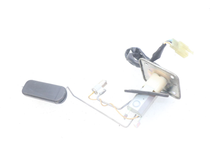 photo de INDICADOR DE NIVEL DE COMBUSTIBLE. KAWASAKI Z S 750 (2003 - 2006) - Zoom estado de uso