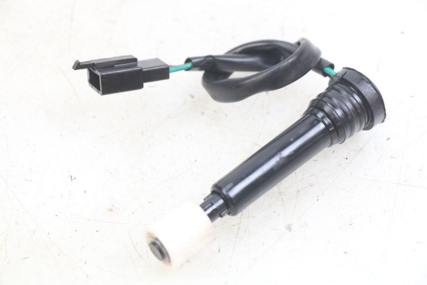 photo de INDICADOR DE NIVEL DE ACEITE KYMCO AGILITY NAKED RENOUVO 2T 50 (2011 - 2018) - Vista principal