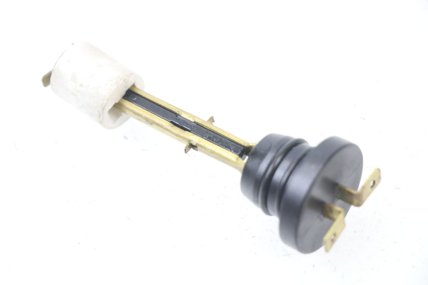 photo de INDICADOR DE NIVEL DE ACEITE YAMAHA BW'S 50 (2004 - 2017) - Vista principal