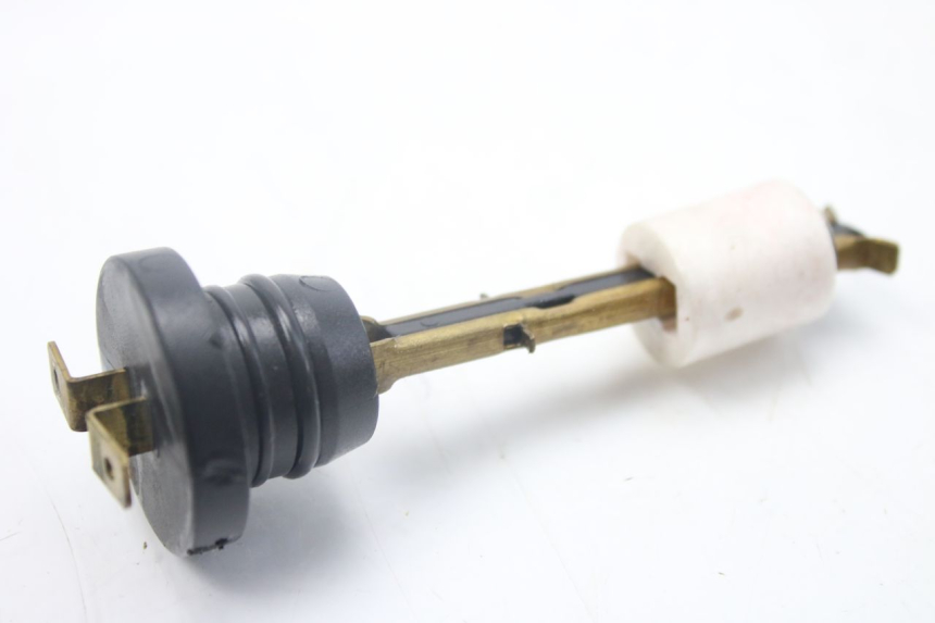 photo de INDICADOR DE NIVEL DE ACEITE YAMAHA BW'S EASY 50 (2013 - 2016) - Detalle de la pieza