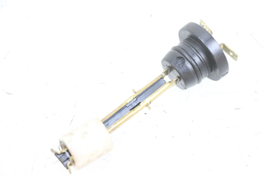 photo de INDICADOR DE NIVEL DE ACEITE YAMAHA BW'S EASY 50 (2013 - 2016) - Zoom estado de uso