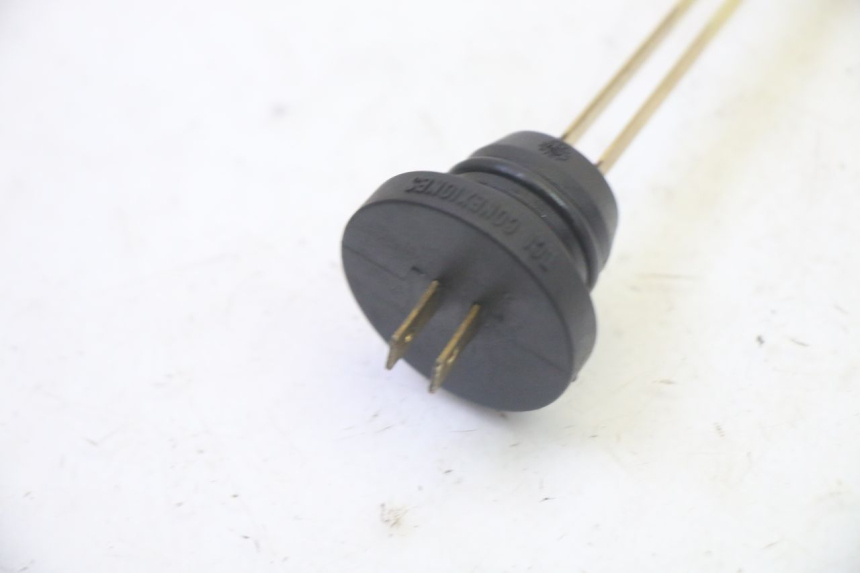 photo de INDICADOR DE NIVEL DE ACEITE PEUGEOT CITYSTAR 50 (2013 - 2017) - Zoom estado de uso