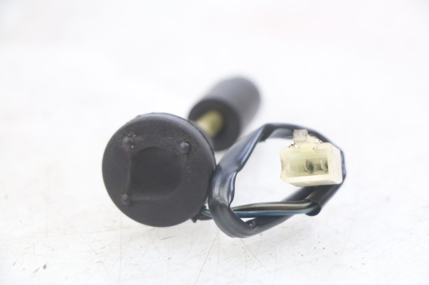 photo de INDICADOR DE NIVEL DE ACEITE KEEWAY F-ACT FACT 50 (2006 - 2011) - Zoom estado de uso