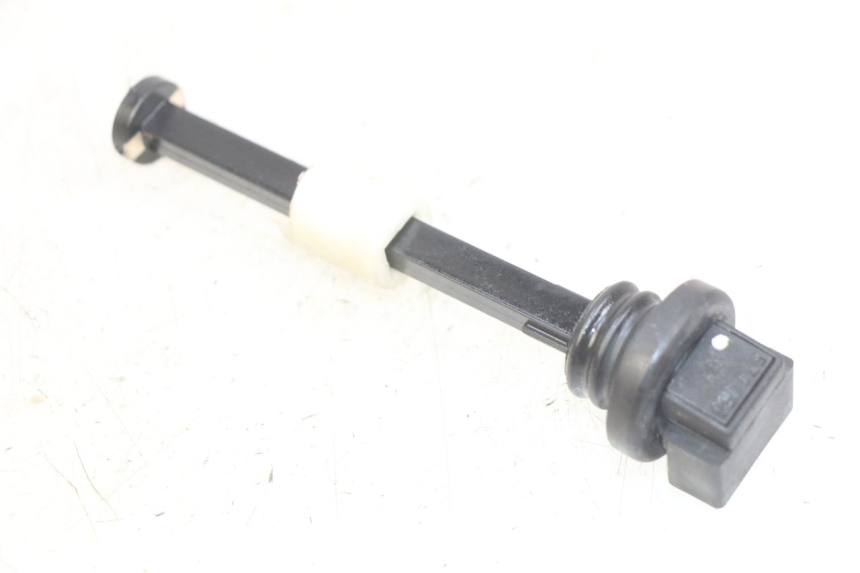 photo de INDICADOR DE NIVEL DE ACEITE PIAGGIO FLY 2T 50 (2004 - 2017) - Detalle de la pieza