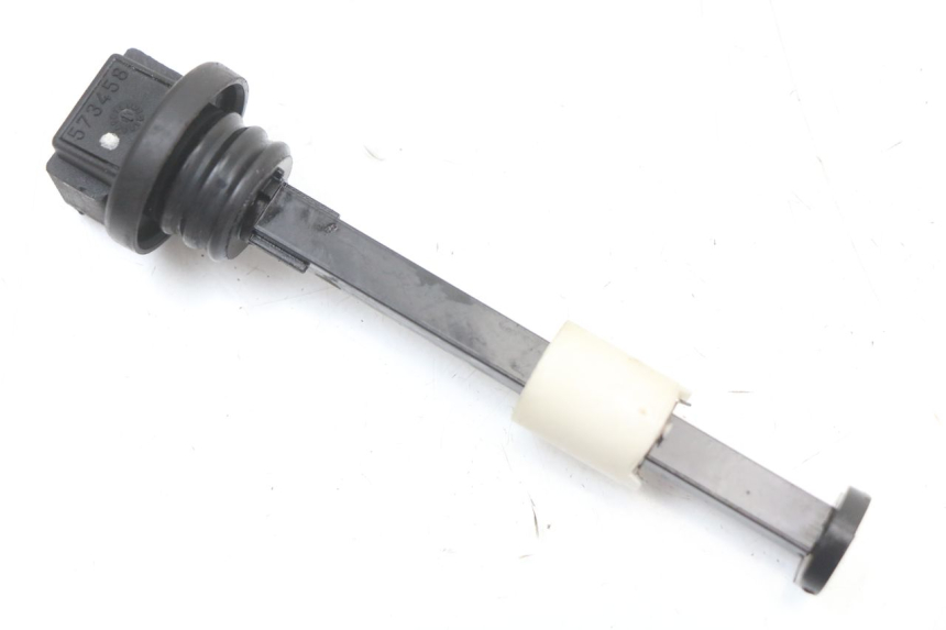 photo de INDICADOR DE NIVEL DE ACEITE PIAGGIO FLY 2T 50 (2004 - 2017) - Otra perspectiva