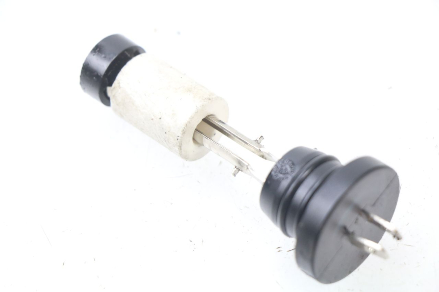 photo de DEPOSITO ACEITE NIVEL PEUGEOT JET FORCE CARBU 50 (2003 - 2016) - Vista principal