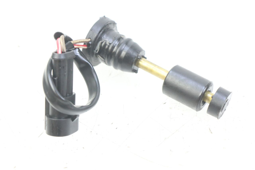 photo de INDICADOR DE NIVEL DE ACEITE RIDE KALLIO 50 (2010 - 2019) - Otra perspectiva