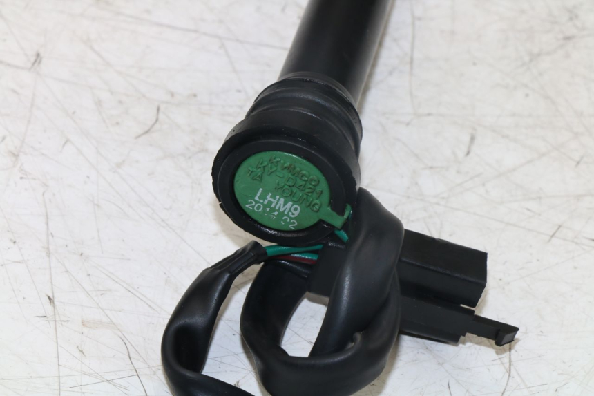 photo de DEPOSITO ACEITE NIVEL KYMCO AGILITY FR 2T 50 (2012 - 2017) - Detalle de la pieza