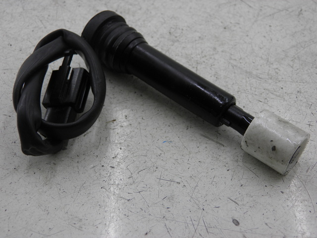 photo de DEPOSITO ACEITE NIVEL KYMCO AGILITY RS 2T 50 (2009 - 2013) - Vista principal