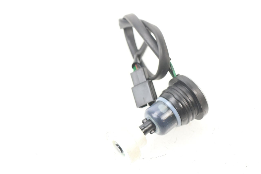 photo de DEPOSITO ACEITE NIVEL KYMCO LIKE 2T 50 (2009 - 2018) - Zoom estado de uso