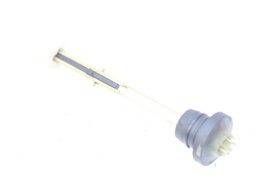 photo de INDICADOR DE NIVEL DE ACEITE PEUGEOT LUDIX 50 (2008 - 2017) - Zoom estado de uso