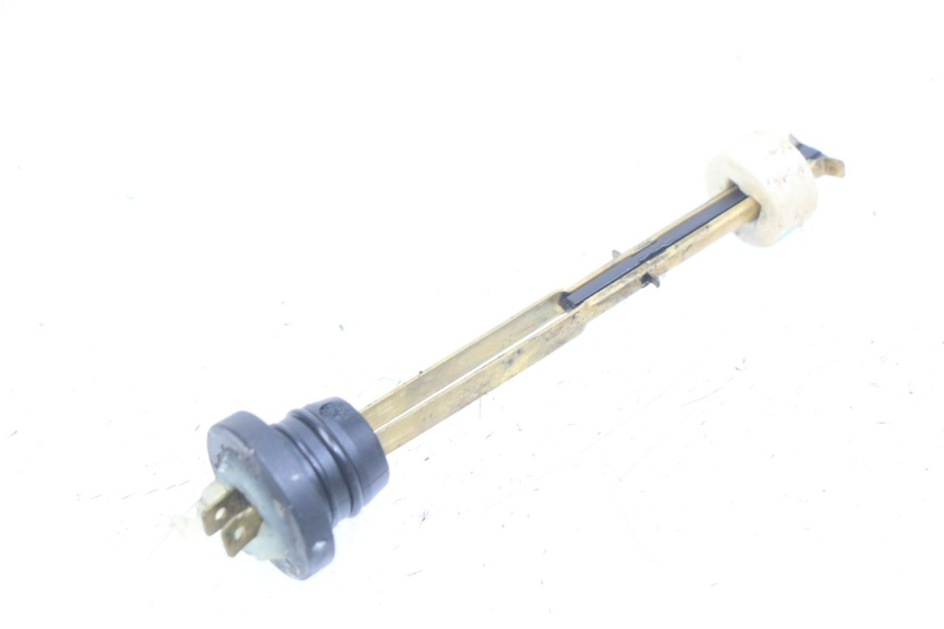 photo de INDICADOR DE NIVEL DE ACEITE PEUGEOT LUDIX 50 (2005 - 2007) - Zoom estado de uso