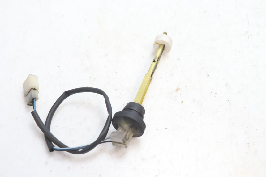 photo de DEPOSITO ACEITE NIVEL PEUGEOT LUDIX ONE 50 (2004 - 2013) - Zoom estado de uso