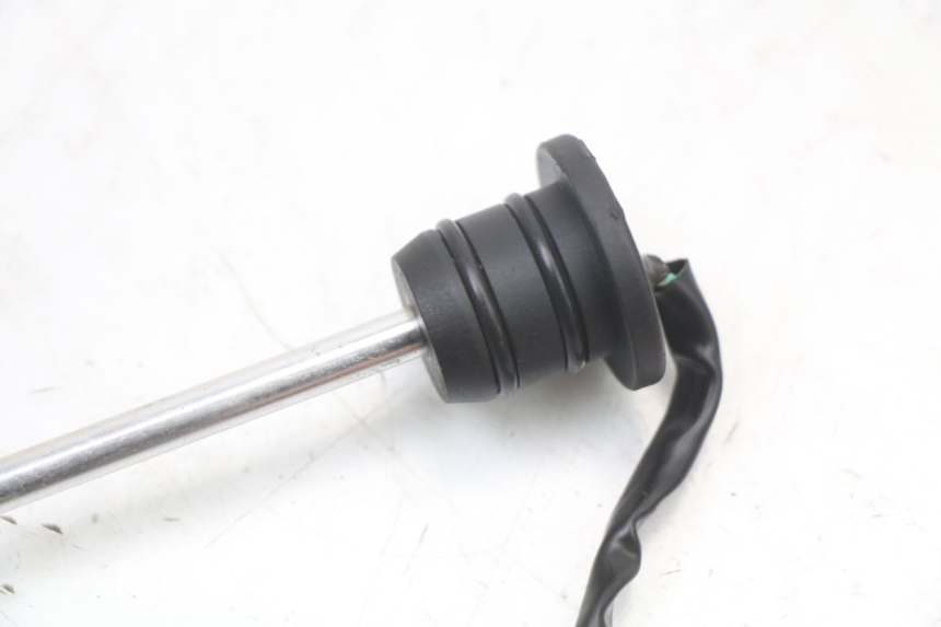 photo de DEPOSITO ACEITE NIVEL RIEJU MRT 50 (2018 - 2021) - Primer plano técnico