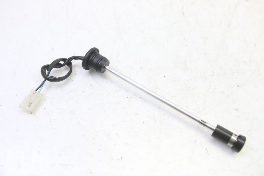 photo de DEPOSITO ACEITE NIVEL RIEJU MRT 50 (2018 - 2021) - Otra perspectiva