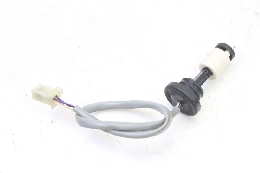 photo de INDICADOR DE NIVEL DE ACEITE PIAGGIO NEW TYPHOON 50 (2018 - 2021) - Zoom estado de uso