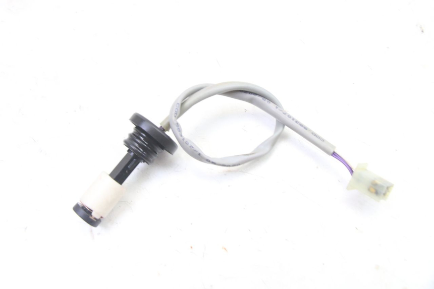 photo de DEPOSITO ACEITE NIVEL PIAGGIO NRG POWER PUREJET 50 (2018 - 2021) - Zoom estado de uso