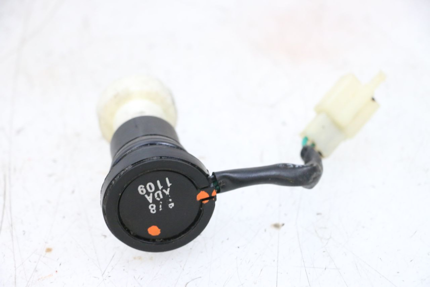 photo de DEPOSITO ACEITE NIVEL SYM ORBIT 2 50 (2008 - 2014) - Zoom estado de uso