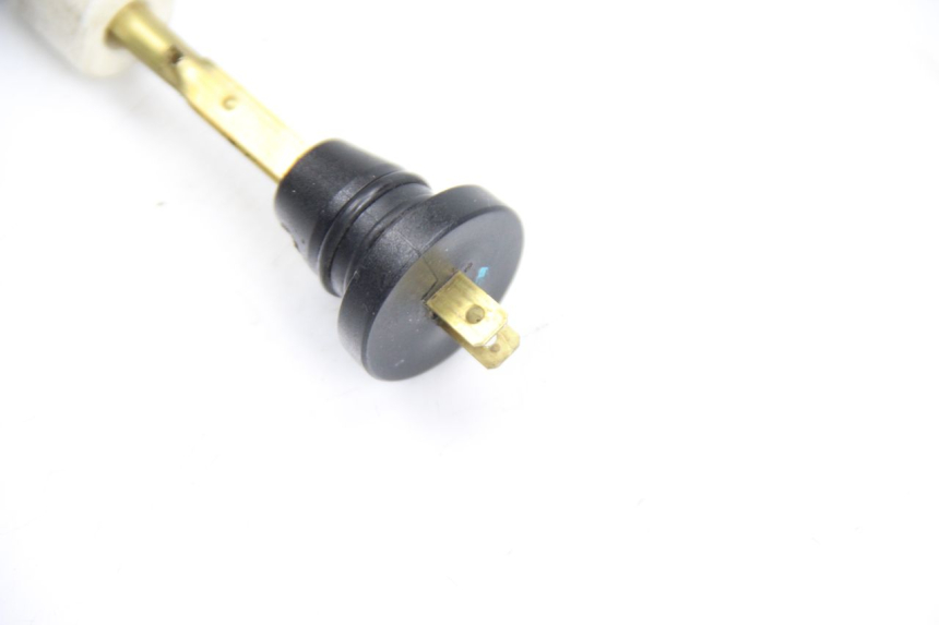 photo de INDICADOR DE NIVEL DE ACEITE MBK OVETTO 2T 50 (2007 - 2017) - Detalle de la pieza