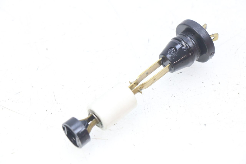 photo de INDICADOR DE NIVEL DE ACEITE MBK OVETTO 2T 50 (2007 - 2017) - Detalle de la pieza