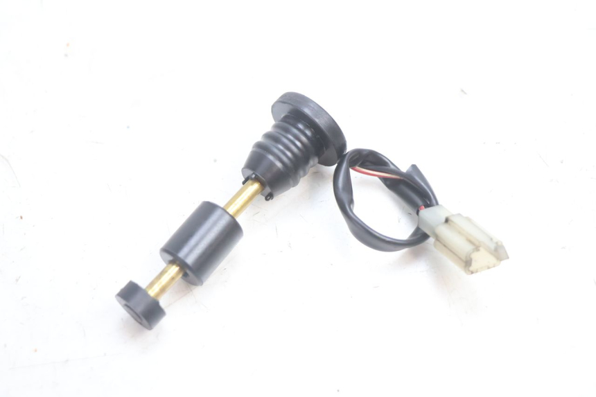 photo de INDICADOR DE NIVEL DE ACEITE KEEWAY RY6 2T 50 (2011 - 2019) - Zoom estado de uso